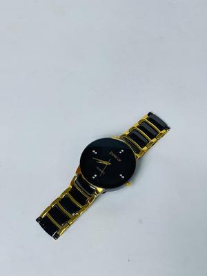 Black Stainless Steel Men’s Watch – Elegant & Durable Design