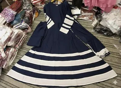 3 Pcs Women's Stitched Crinkle Chiffon Applique Suit