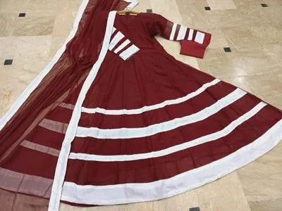 3 Pcs Women's Stitched Crinkle Chiffon Applique Suit